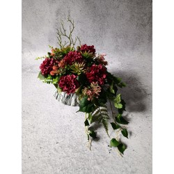 Komplet nagrobny bordo – elegancka kompozycja na płytę i bukiet