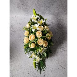 Komplet nagrobny – białe lilie i pastelowo żółte róże | elegancka kompozycja