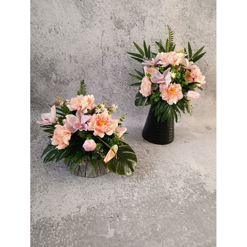 Kompozycja nagrobna na drewnianej podstawie | Bukiet do wazonu