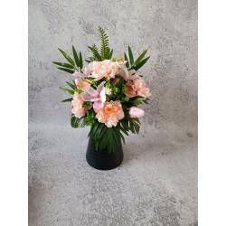 Kompozycja nagrobna na drewnianej podstawie | Bukiet do wazonu