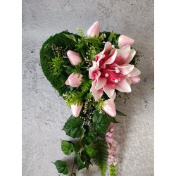 Kompozycja nagrobna serce | Różowe magnolie i tulipany