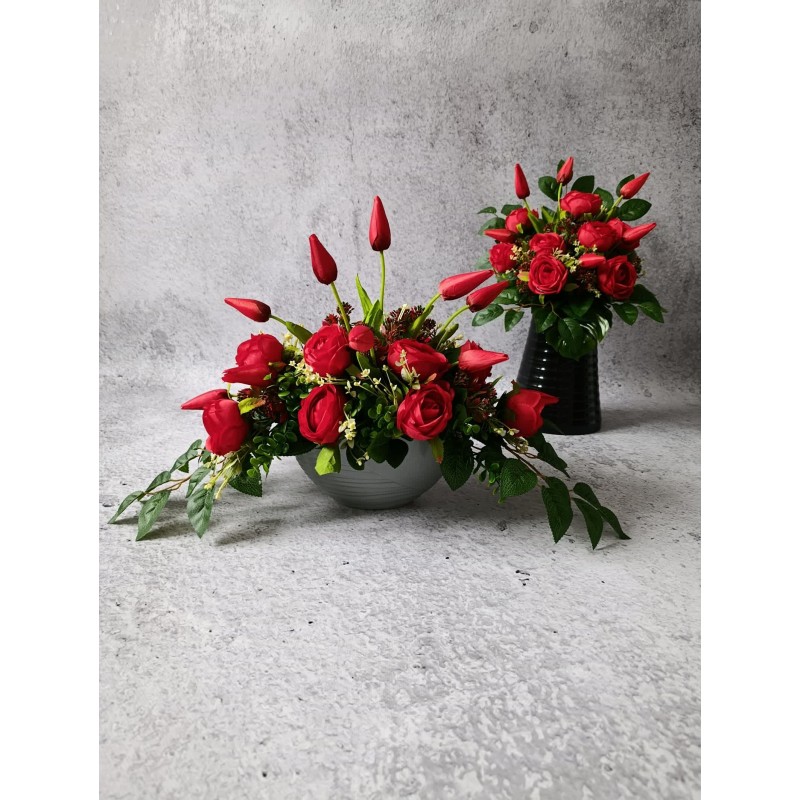 Komplet nagrobny czerwony – róże i tulipany | kompozycja na płytę